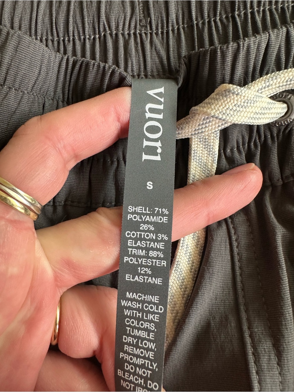NEW VUORI Birch shorts in Small - Picture 3 of 6